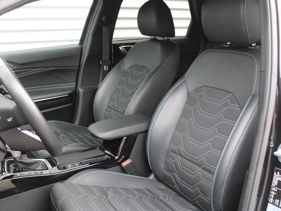 Kia Ceed Sportswagon 1.0 T-GDi MHEV Design Edition | Stuur-/stoelverwarming | Cruise adapt. | Camera | 16' LM | Dodehoekdetectie | JBL audio | LED |
