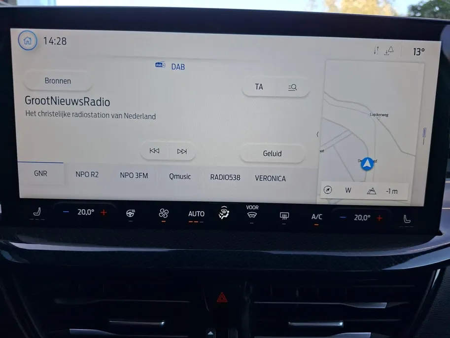 Ford Focus Wagon 1.0 EcoBoost Hybrid ST Line X | Winterpack | Driver Assistancepack | Adaptive Cruisecontrol | Dodehoekdetectie | B&O Audio | AGR | Led Koplampen | Camera |
