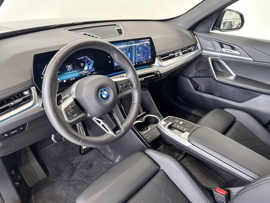 BMW iX1 eDrive20 Premium Pack M Sportpakket Pro
