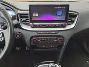 Kia Ceed Sportswagon 1.0 T-GDi ExecutiveLine Navigatie GROOT scherm | Camera | Cruise | Panorama schuif/kanteldak | Dode hoek | Apple Carplay/Android Auto | Stoel/stuur verwarming | JBL | Elektr. achterklep