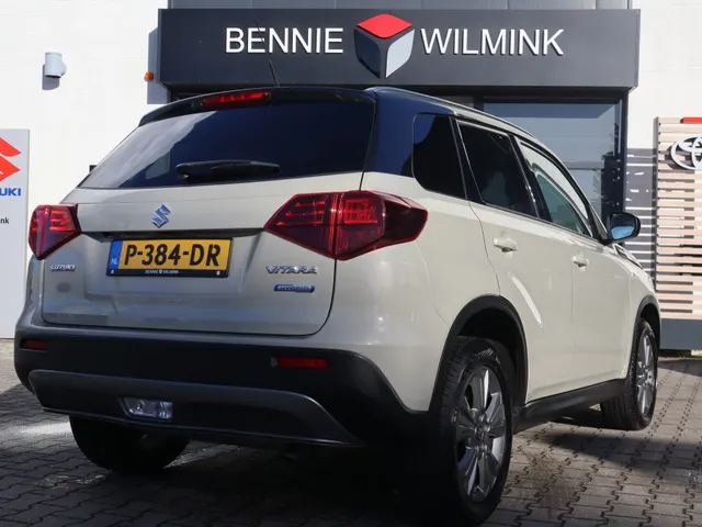 Suzuki Vitara 1.4 BoosterJet Select Hybrid AdaptiveCruise | Carplay | All seasons