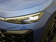 Volkswagen T-Roc 1.5eTsi/150PK R Line First Edition Black Style DSG · Navigatie · 360°Camera + Parkeersensoren · Stoel- & stuurverwarming · Garantie t/m 28-11-2025 · EXTRA INRUILKORTING