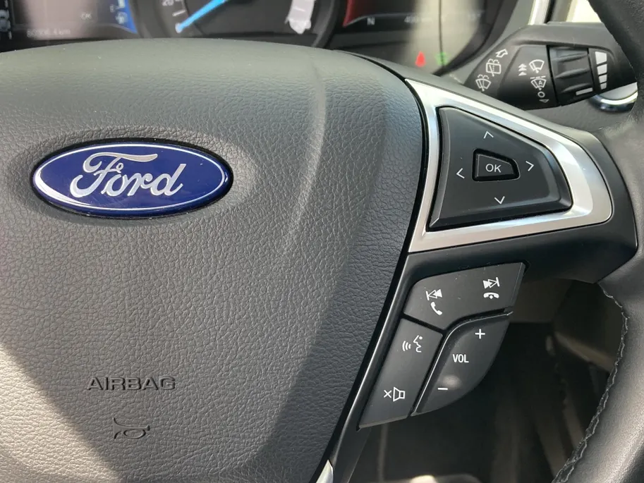 Ford Mondeo 2.0 Hybrid 187 pk Titanium Wagon AGR bestuurdersstoel, stoelverwarming