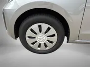 Volkswagen up! 1.0 65pk · Camera · P-Sensoren · Climatronic · Cruise Control · Telefoon Dock · 14'' Inch ·