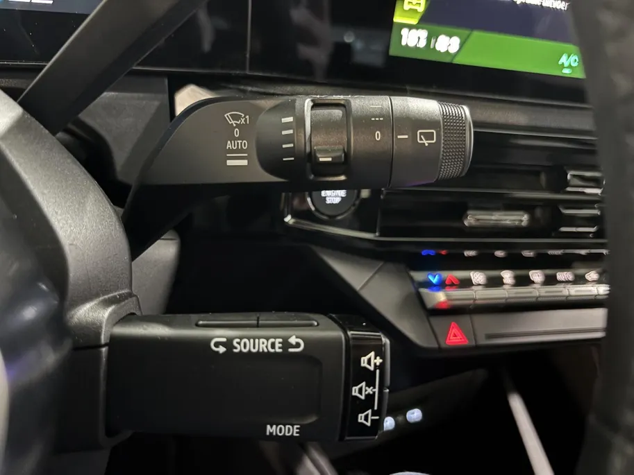Renault Clio 160PK Full Hybrid Techno Automaat | Lichtmetalen Velgen Hoogglans Zwart | Adaptive Cruise Control | Google Built-in | Camera | Apple CarPlay/Android Auto | Full LED | Armsteun | Licht & Regen Sensor |
