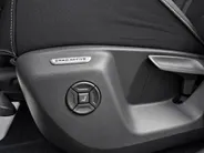 Volkswagen Tiguan 1.5 272pk DSG eHybrid R-Line Edition · Panoramadak · 360 Camera · Wegklapbare Trekhaak · Massage · Black style · 20'' Inch · Garantie t/m 22-06-2030 of 100.000km