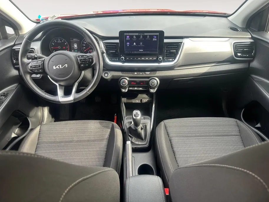 Kia Stonic 1.0 T-GDi MHEV DynamicPlusLine 100 PK | Dealer onderhouden | Trekhaak | All seasonbanden | Fabrieksgarantie t/m 4-4-2030 + 3x 1 jaar* | NAP