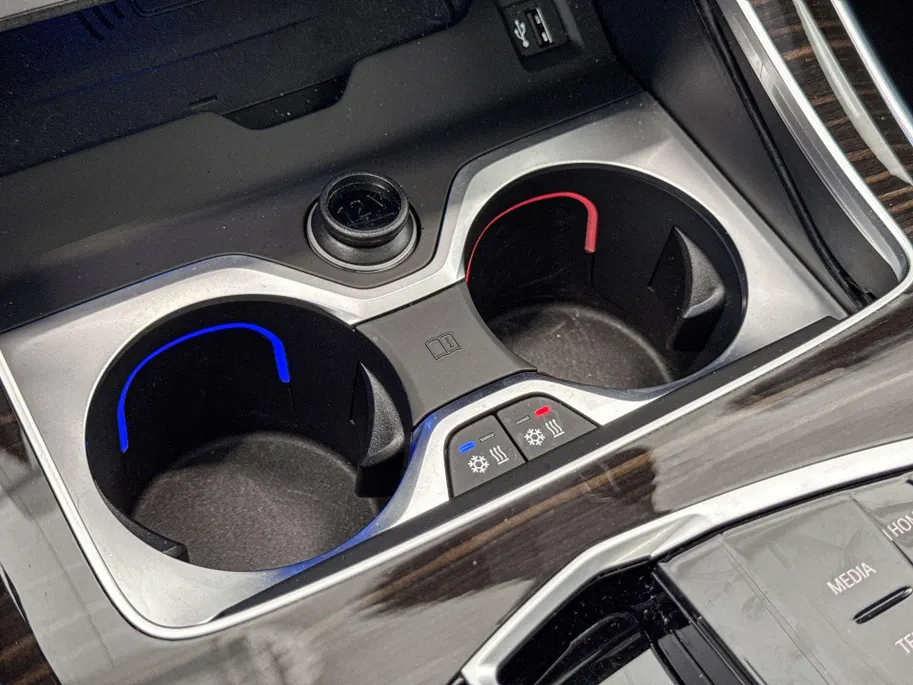 BMW X5 xDrive50e Launch Edition Innovation Pack