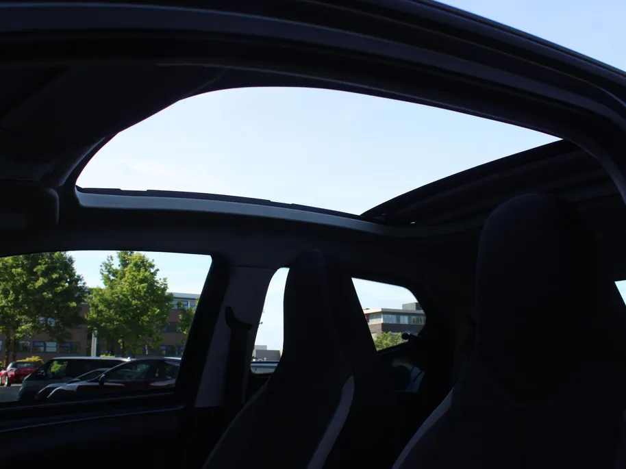 Toyota Aygo 1.0 VVT-i x-play limited | Camera | Elektrisch vouwdak | Android Auto/Apple Carplay | Airco | Cruise |