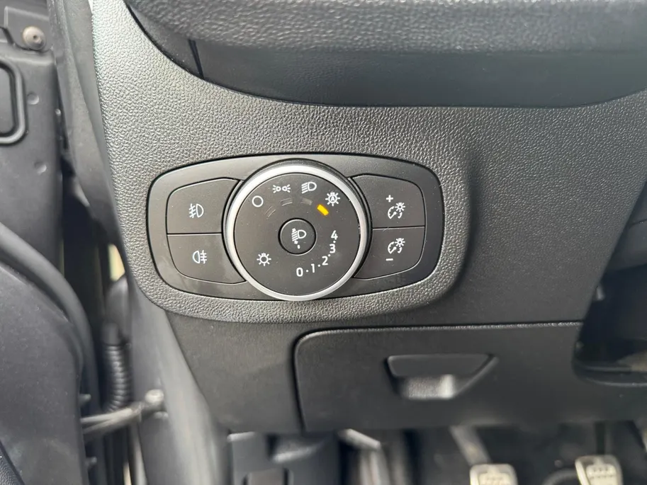 Ford Fiesta 1.0 EcoBoost ST-Line | NL auto | Cruise control | Voorruitverwarming | Navigatie | Apple carplay & Android auto | B&O audio | 17' lichtmetalen velgen | Bovag garantie |