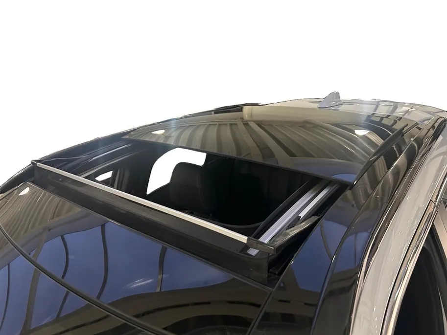 Mitsubishi Eclipse Cross 2.4 PHEV Prestige | All-Seasonbanden | Trekhaak + 13-Polige Stekker | Glazen schuif-/kanteldak |  Stoel- en stuurverwarming | Elektrisch verstelbare Voorstoelen   | Apple Carplay / Android Auto | Parkeersensoren Voor + Achter | Camera Achter | Cruise Cont