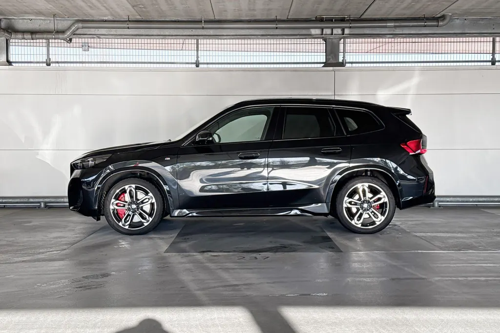 BMW X1 xDrive23i