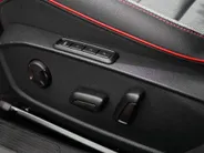 Volkswagen Golf 2.0 TSI 245pk DSG GTI · Panoramadak · Camera · Harman Kardon Sound · Matrix LED · Leder Vienna · Alarmklasse 3 · Elek. Bestuurdersstoel + Geheugen ·