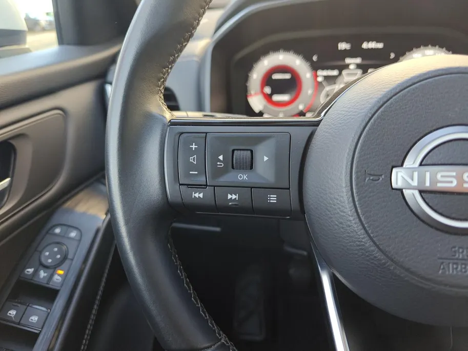 Nissan QASHQAI 1.3 MHEV Tekna |AIRCO | 360 CAMERA | PARKEERSENSOREN VOOR EN ACHTER | PANORAMADAK | CRUISE CONTROL | APPLE CARPLAY/ANDROID AUTO | ZEER MOOIE AUTO