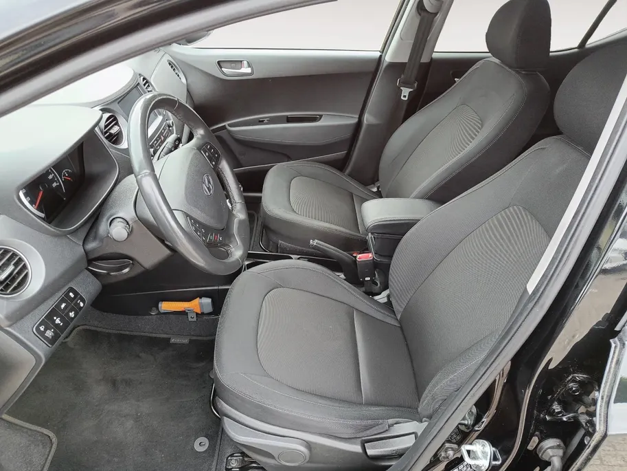 Hyundai i10 1.0i i-Premium | Apple Carplay/Android Auto | Voorstoelen verwarmd | Climate control