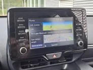Toyota Yaris 1.5 Hybrid Active AUTOMAAT | Navigatie | Adaptieve Cruise | Climate | Camera | Rijstrooksensor met correctie | Apple Carplay/Android Auto