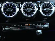 Mercedes-Benz CLA Shooting Brake 250e AMG Line Panorama dak l Stoelverwarming l Trekhaak