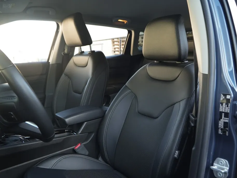 Jeep Compass 1.5T e-Hybrid 130 PK S | Leder | Winter | Camera | LED | 19'