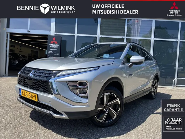 Mitsubishi Eclipse Cross 2.4i PHEV First Edition | All Seasons