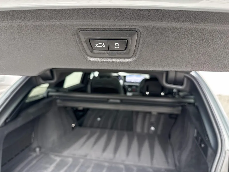 BMW 3 Serie Touring 330e