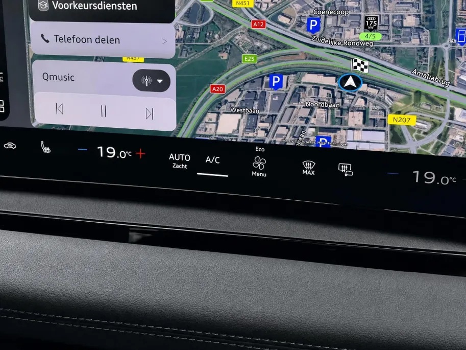 Audi Q6 e-tron S edition performance 100 kWh 306 PK · Tech pro · Glazen panoramadak · Trekhaak elek. wegklapbaar · Optiekpakket zwart