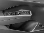 Volkswagen T-Roc R-Line First Edition 1.5 eTSI 150 PK 7 versn. DSG · Electrische achterklep · Achteruitrijcamera · Draadloze telefoonlader · Voorraad OUTLET · Prijs is inclusief inruilpremie ·