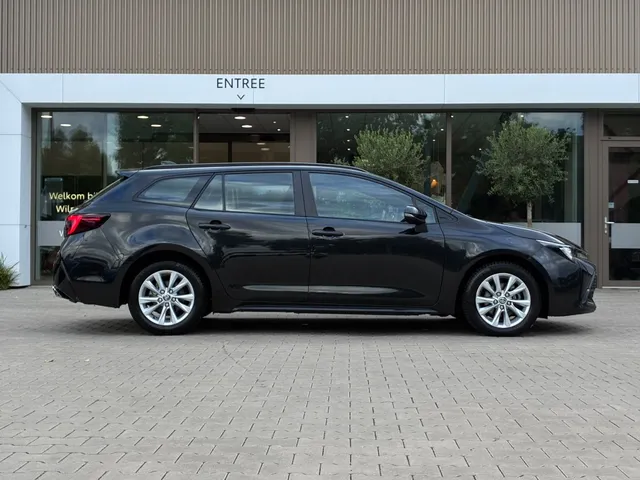 Toyota Corolla Touring Sports Hybrid 140 Dynamic Limited | Stoelverwarming | Parkeersensoren