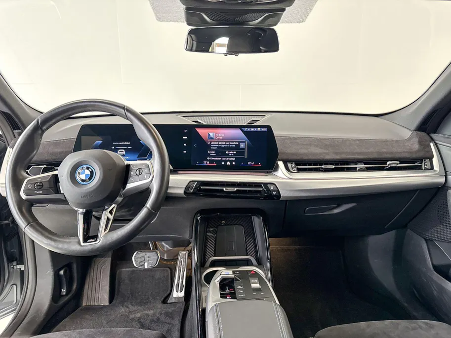 BMW iX2 eDrive20 67 kWh M Sport Edition