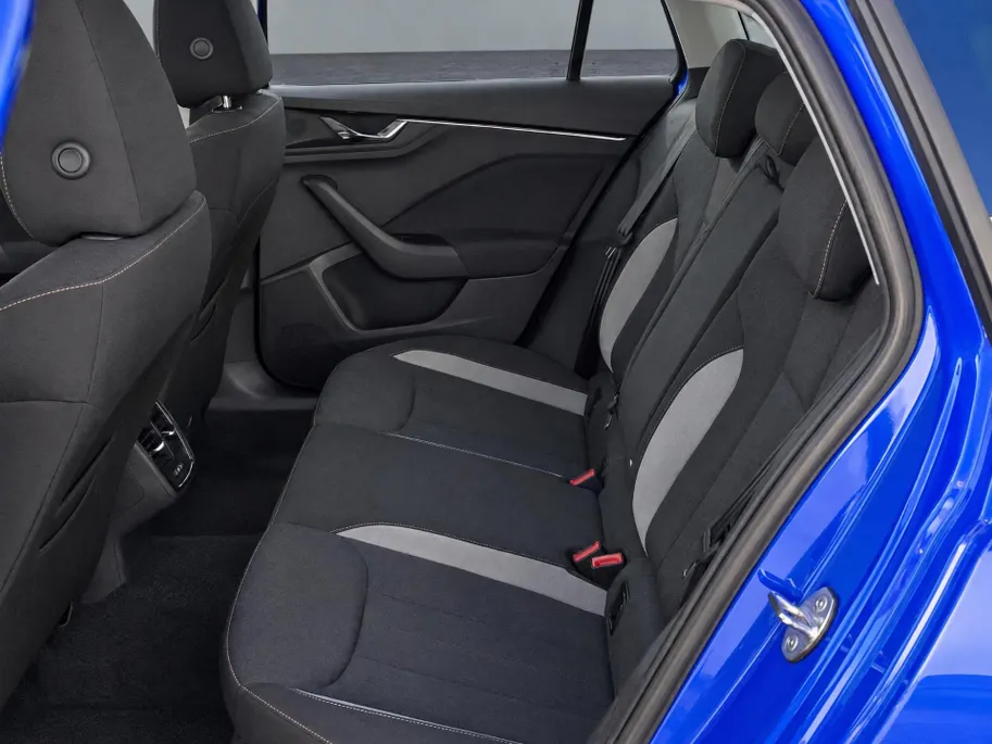 Škoda Scala 1.0TSI/115PK Business Edition · Apple/Android Car Play · Camera + Parkeersensoren · Keyless · Garantie t/m 02-05-2028 of 100000km.