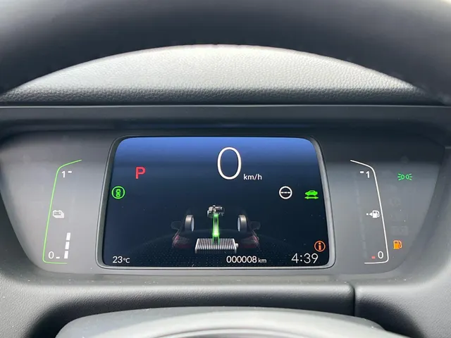 Honda Jazz 1.5 e:HEV Advance NIEUW | FULL HYBRID | APPLE CARPLAY | ANDROID AUTO | ACHTERUITRIJCAMERA | STOEL + STUURVERWARMING | NAVIGATIE |