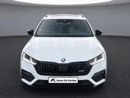 Škoda Octavia Combi 1.4TSI/245PK iV PHEV RS DSG · Panoramadak · Camera · Stoel + achterbank verwarmd · Canton Audio · Apple/Android Car Play ·