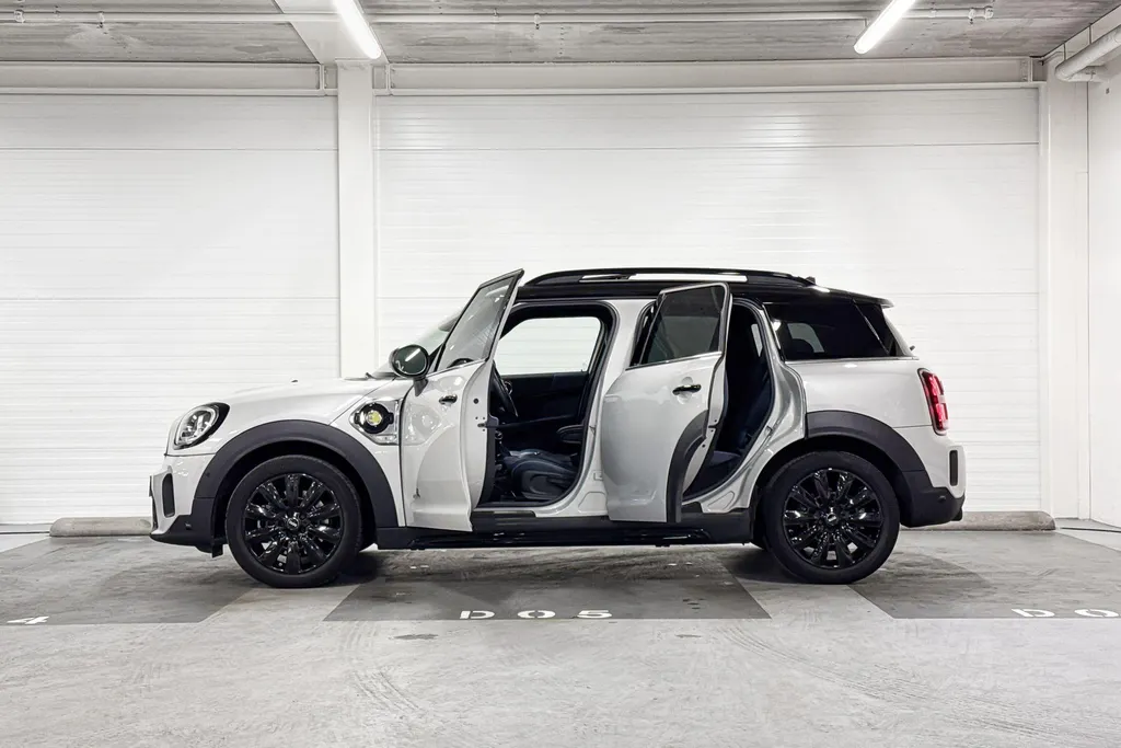 MINI Countryman Cooper SE ALL4 Business Edition