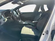 Renault Clio 1.6 E-Tech Full Hybrid 145 techno | Automaat | Navigatie | Apple Carplay & Android Auto | LMV | Cruise & Climate Control | Camera | Parkeersensoren | 12 Maanden BOVAG Garantie