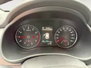 Kia Stonic 1.0 T-GDi MHEV DynamicPlusLine | Zeer nette auto | Navigatie | Apple CarPlay & Android Auto | Trekhaak | Achteruitrijcamera |