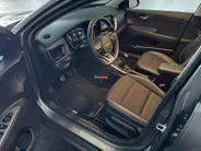 Kia Stonic 1.0 T-GDi MHEV 100pk GT-Line | Stoelverwarming | Stoelverwarming