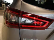 Nissan QASHQAI 1.3 DIG-T Tekna + | Bi-led verlichting | Afneembare trekhaak | Nappa lederen bekleding | Stoel geheugen | 360grd camera | Automaat | 1500kg trekgewicht | Pro-pilot |  Bose audio |