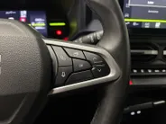 Dacia Duster 1.6 Hybrid 140 Journey AUTOMAAT NAVI AIRCO 360CAMERA CRUISE CONTROLE LM VELGEN HOGE INSTAP APPLE CARPLAY ANDROID AUTO ZEER MOOIE AUTO DEALER ONDERHOUDEN PAS 20000KM