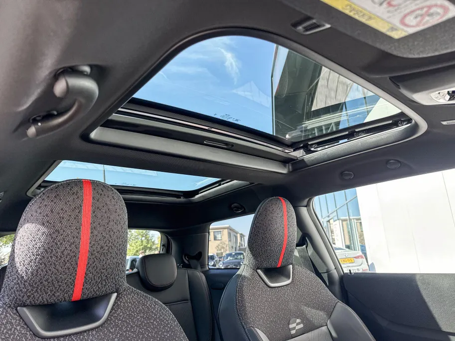 MINI Cooper 3-deurs 1.5 Cooper C John Cooper Works M