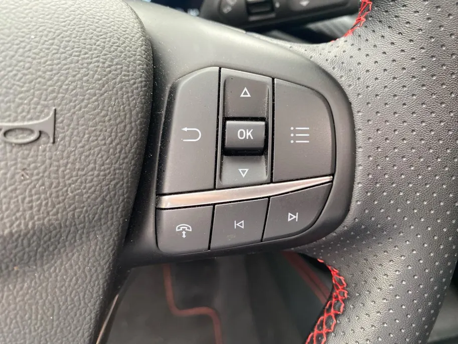 Ford Kuga 2.5 PHEV ST-Line 243PK | NL Auto | Panoramadak | El. Trekhaak | Driver Assistance Pack | Winter Pack |