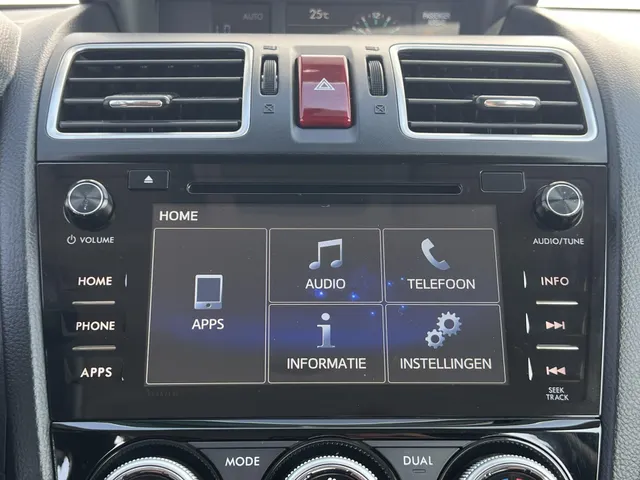 Subaru Forester 2.0 Comfort Automaat | All Season Banden | Trekhaak | Lederen Bekleding | Verwarmde Voorstoelen