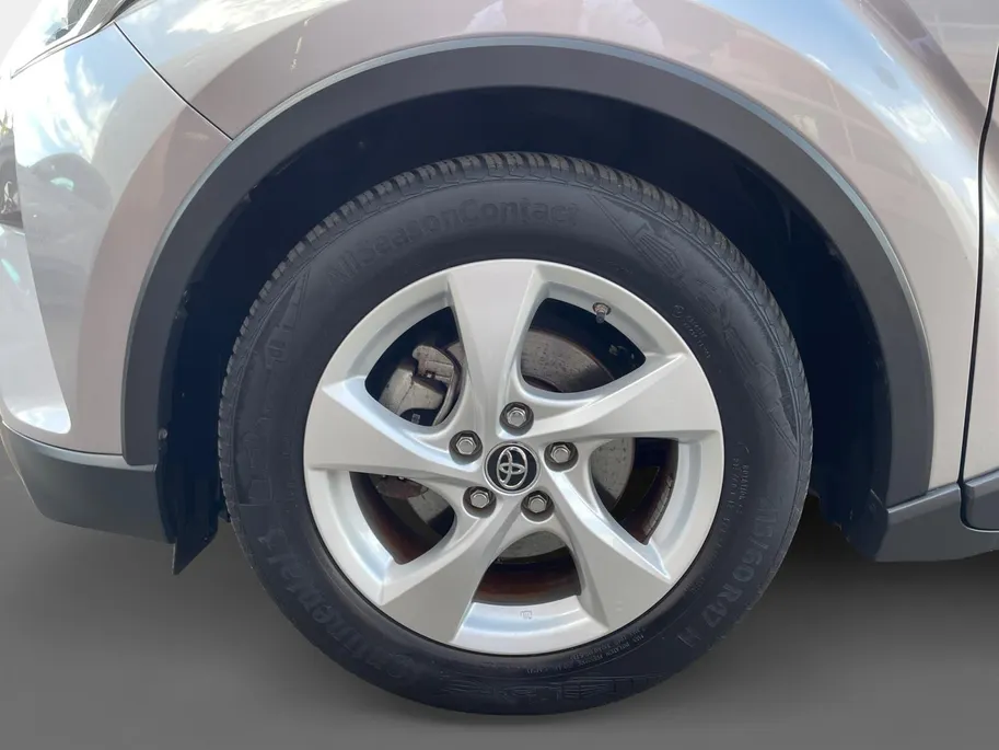 Toyota C-HR 1.8 Hybrid Energy | Navigatie| Adaptieve cruise control| Achteruitrijcamera| Climate control| All season banden|