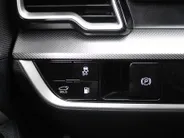Kia Sportage 1.6 T-GDi Plug-in Hybrid AWD GT-PlusLine | Stoelverwarming + ventilatie | Schuifdak | Camera rondom | Elek. stoelverstelling + achterklep | 19' LM |