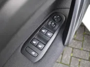 Peugeot 308 1.2 PureTech Allure | Panoramadak | 17” LM | Parkeersensor v+a | Navi | Cruise | Clima | Apple CarPlay/Android Auto |