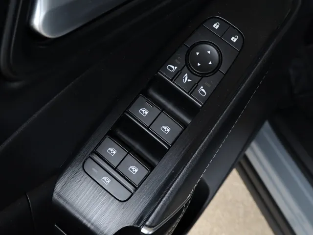 Nissan QASHQAI 1.3 MHEV N-Connecta | Trekhaak | Panoramadak