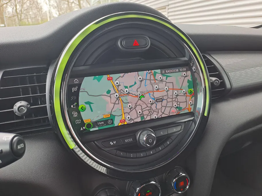 MINI Cooper Mini 1.5 Business Edition | Navigatie | Harman Kardon | Climate | Sensoren | Cruise