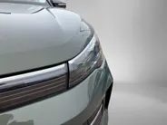 Volkswagen Tiguan 1.5 eHybrid 150KW/204pk DSG Life Edition Panoramadak · Trekhaak · 360°Camera + Parkeersensoren · Garantie t/m 23-07-2028 of 100000KM