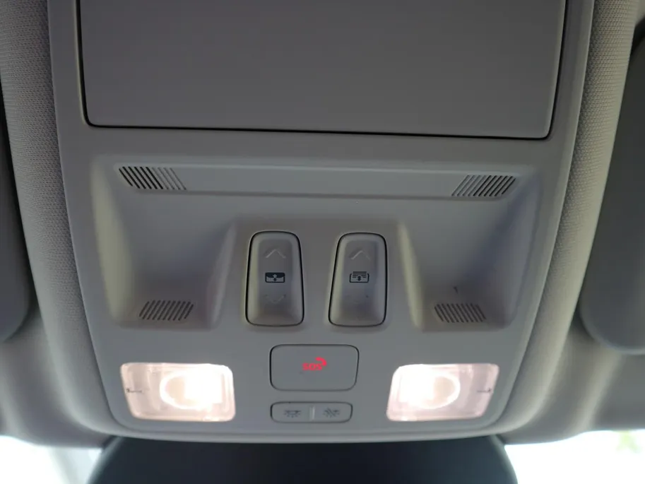 Ford Kuga 2.5 PHEV Vignale | TREKHAAK | PANO | HUD | ADAP CRUISE | WINTER |