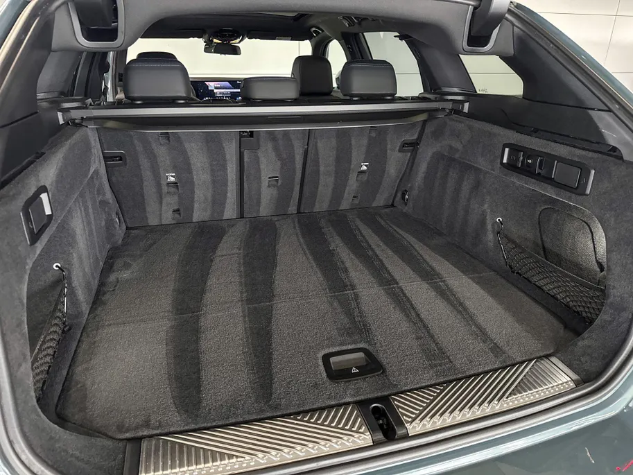 BMW i5 Touring eDrive40 84 kWh