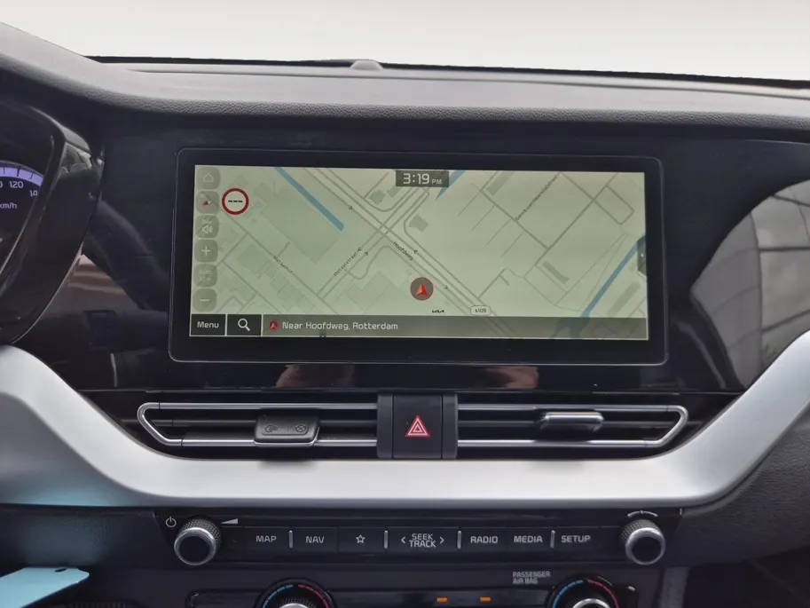 Kia Niro 1.6 GDi Hybrid DynamicLine | Cruise Control | Climate Control | Camera | Navigatie | Trekhaak |