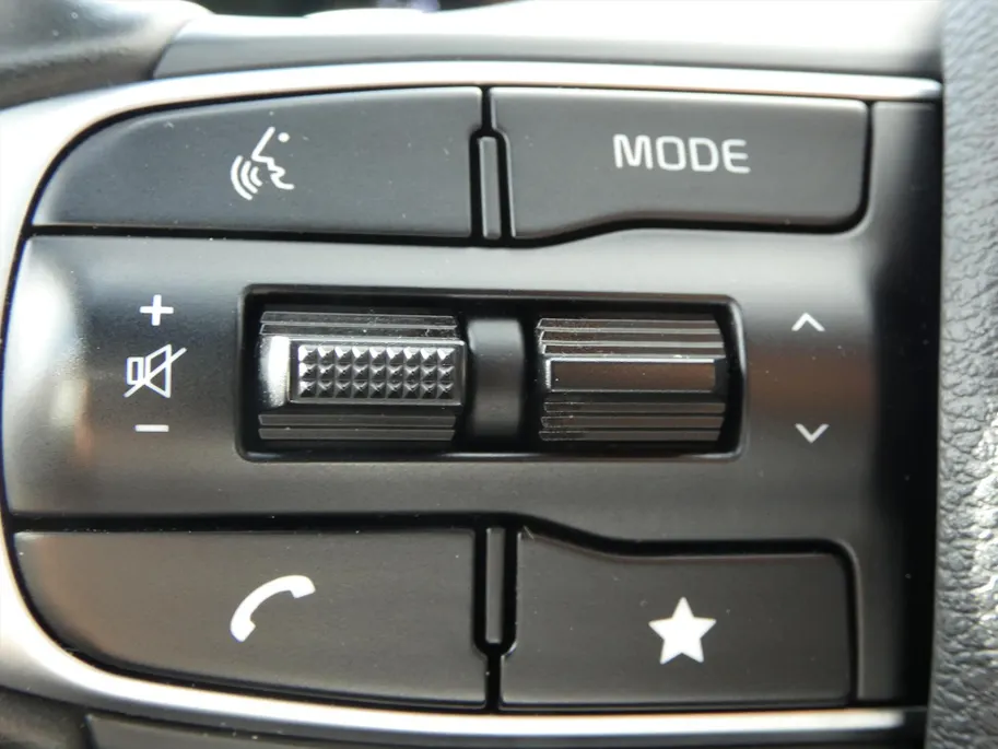 Kia Sportage 1.6 T-GDi 230pk Hybrid AT6 Dark Edition